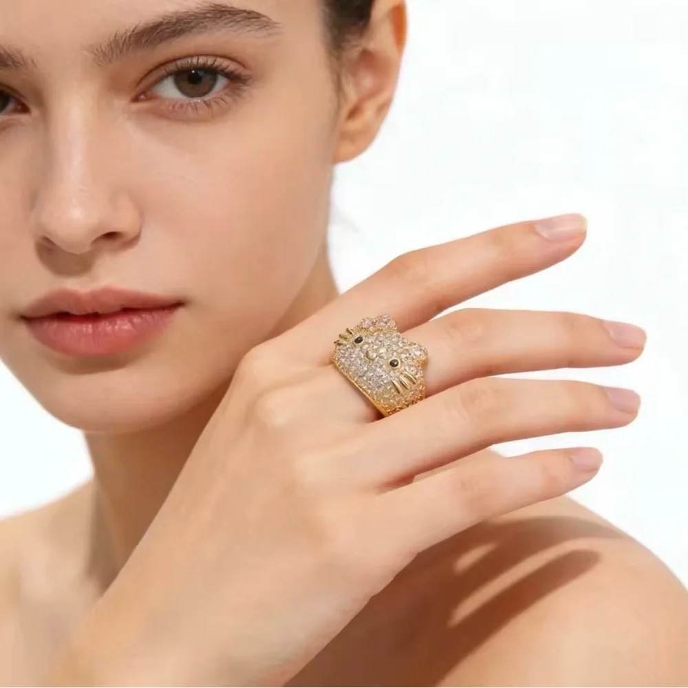 Gold Hello kitty ring size 9